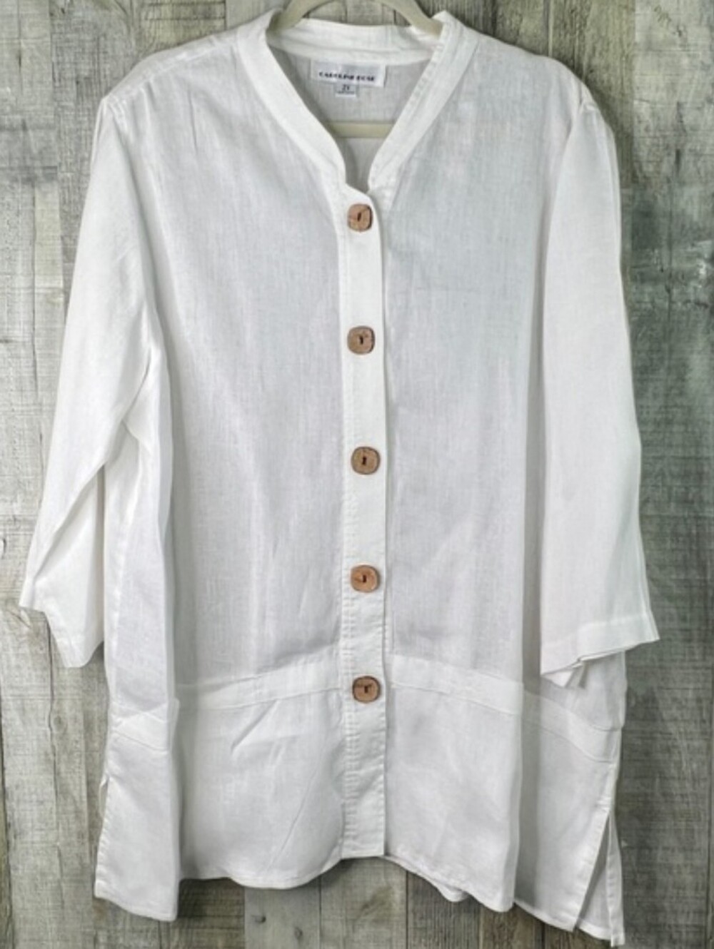 Caroline Rose White Linen Top 2X VNeck 3/4 Sleeves Jacket Pockets Wood Buttons